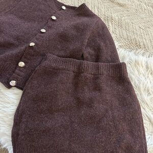 Cozy Women's Brown Knit Sweater and Skirt Set Brand New